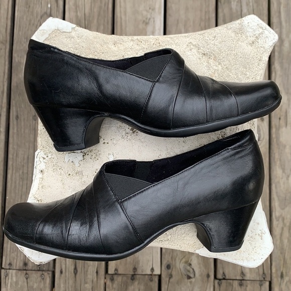 Clarks Everyday Active Air Black Shoes Size 7N - Picture 5 of 9